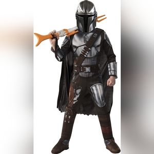 Kid's Mandalorian Costume w/ Mask and Cape Size M